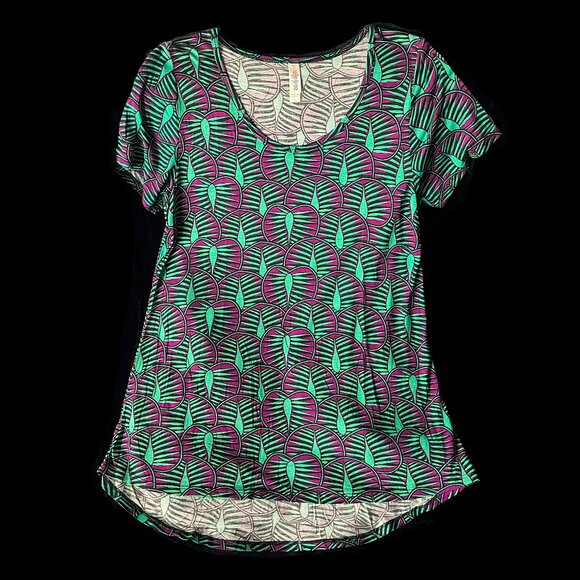 NWT LuLaRoe Classic T - Top/Tunic Sz L - Picture 1 of 6